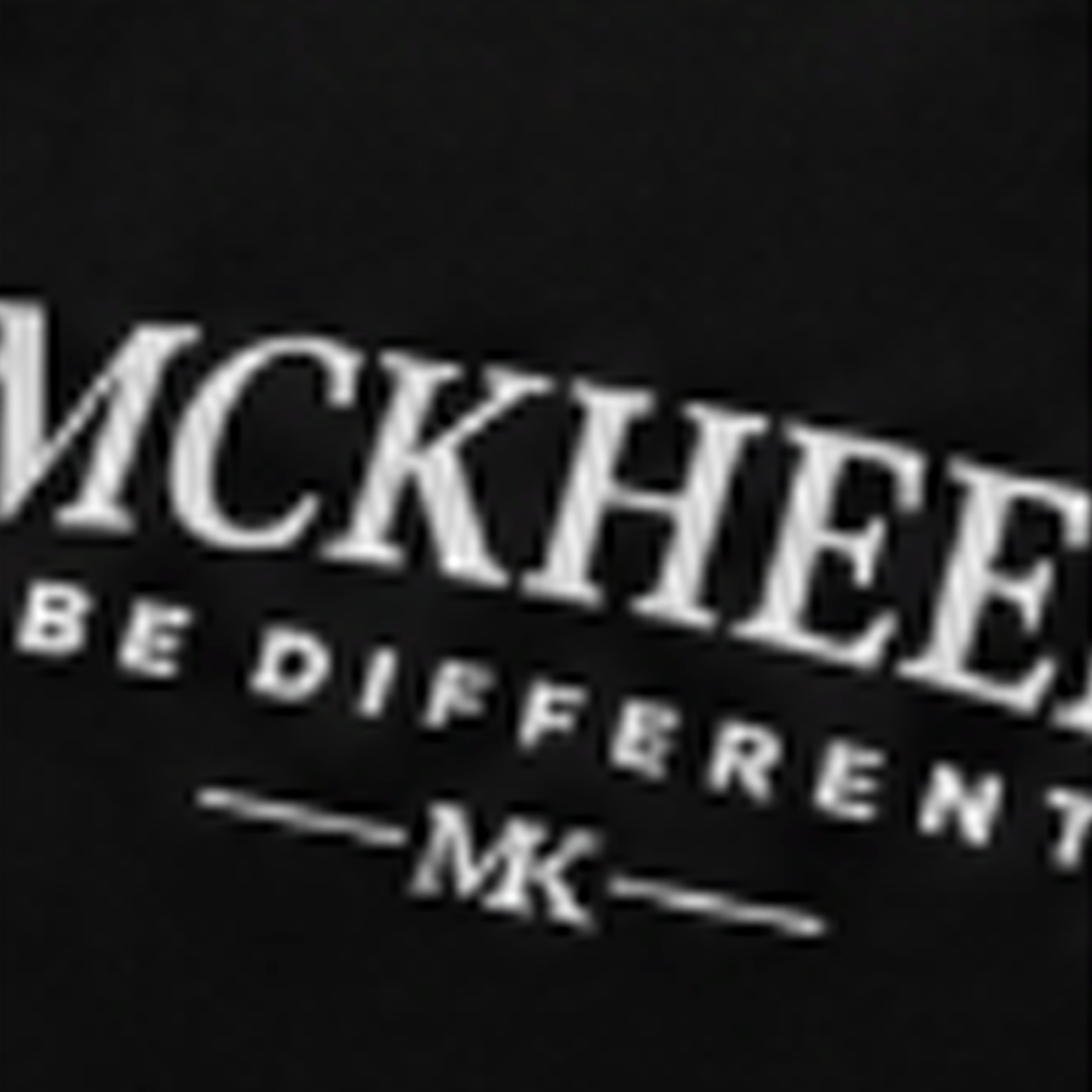 MCKHEER Be Different Front Print Tee - Siyah
